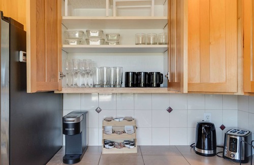 North Queen Anne House | Perch - Walk to Lake Union! Spacious 3BR/3.5BA w/ Garage