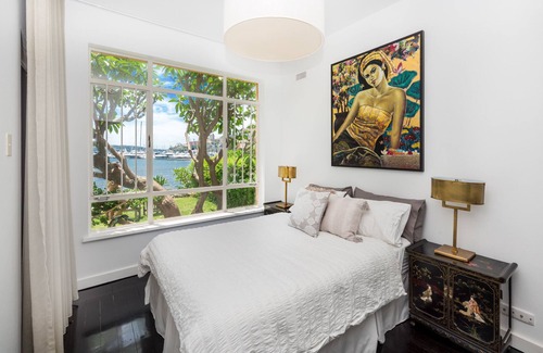 Double Bay Apartment | Perched on the peaceful waters of the Double Bay marina and Hosted by Hotelesque