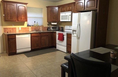 Highland Garden Apartment | Perfec, retreat! golf beaches 2 bedrooms WIFI Netflix, Washer abd Dryer ,