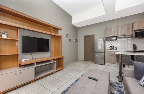 Parkwood Apartment | Perfect 1Bed for the On-The-Go Corporate Traveller