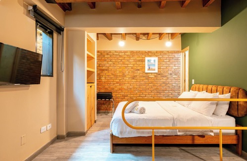 La Candelaria Apartment | Perfect 2BRApt In La Candelaria W/Heating -AVJ1