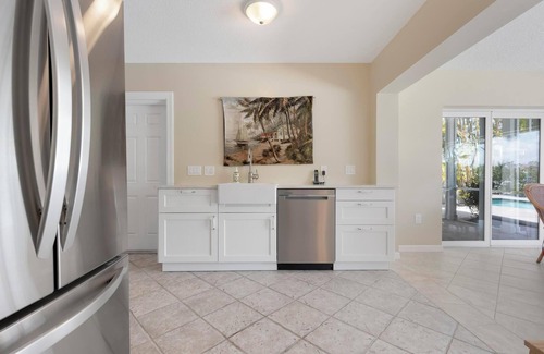 Anna Maria House | Perfect Anna Maria-20% off Aug/Sepn 3 blocks to sugar sand beach. Heated pool.