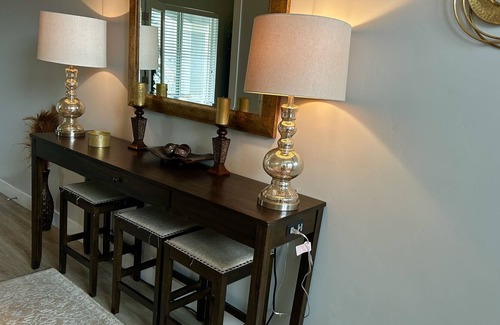 Herriman House | PERFECT ANNIVERSARY GETAWAY / ENTIRE HOME IN HERRIMAN AND SPA ROOM