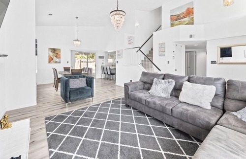 Pumpkin Center House | Perfect Bakersfield Getaway Minutes to Downtown!