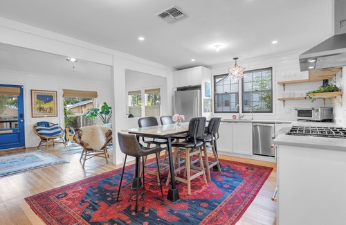 Travis Heights House | Perfect Bungalow Oasis w/Heated Pool in – Just Steps from South Congress!
