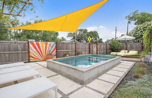 Travis Heights House | Perfect Bungalow Oasis w/Heated Pool in – Just Steps from South Congress!