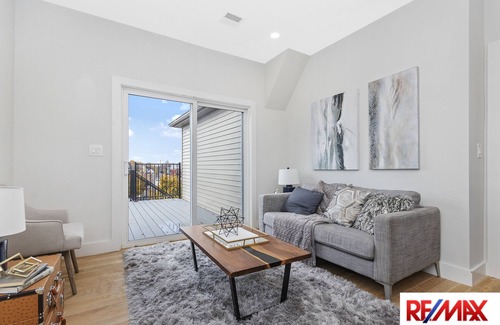 Washington Park Condo | Perfect condo for healthcare workers < 2 miles from Boston's major hospitals