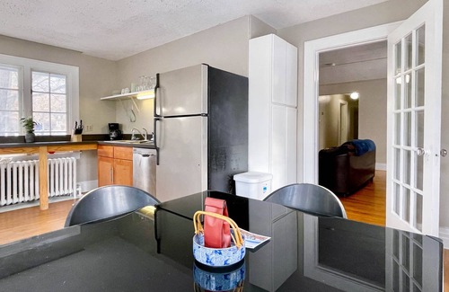 Ithaca Apartment | Perfect Cornell stay- 4 Bdrm 1 bath 1st floor apt Ithaca NY