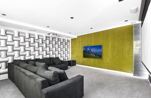 Northbridge House | PERFECT EXECUTIVE FAMILY HOME ON THE HARBOUR