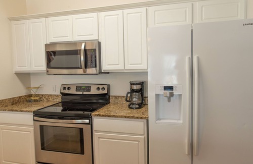 Corpus Christi House | Perfect Family Area! Relaxing-private gate to heated pool. Close to ocean!