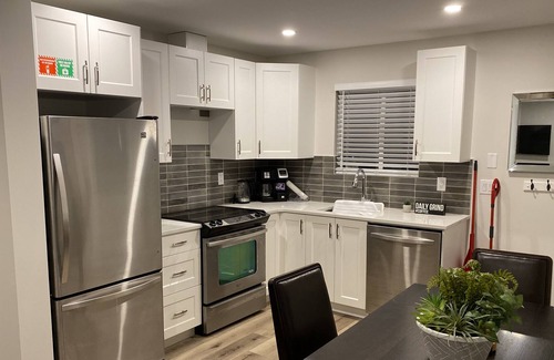 Okanagan-Similkameen Apartment | Perfect family getaway! 3 Bedroom Suite close to lake and town
