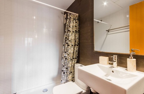 Provencals del Poblenou Apartment | Perfect family holidays flat, with parking, pool, close to beach and city centre