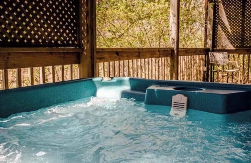 Skyland Cabin | Perfect family mountain cabin w/hot tub