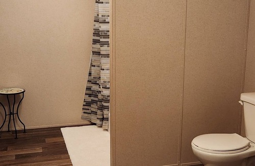 Tuskegee House | Perfect family retreat in Tuskegee Alabama.