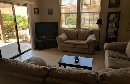 Cottonwood House | Perfect For A Couple Or A Family!