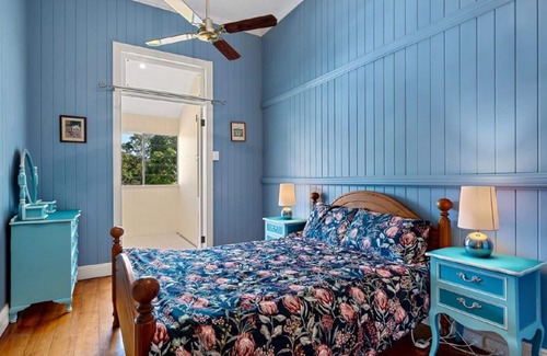 White Patch House | PERFECT FOR ALL THE FAMILY