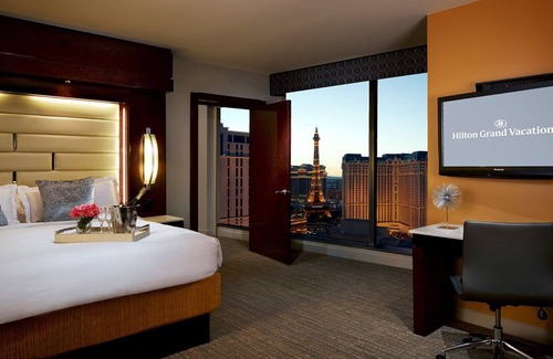 Las Vegas Resort | Perfect for Conferencing, Shopping, Dining, Shows and the Strip!