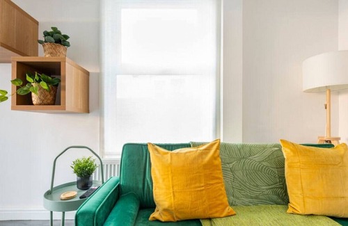 Gillingham House | Perfect for Contractors working away from home.