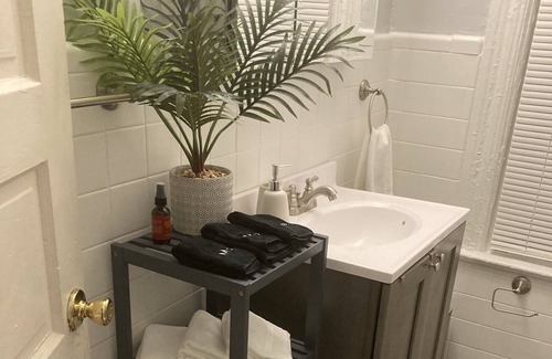 Albany Apartment | Perfect for Families and Traveling Professionals