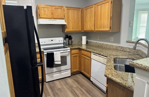 Kissimmee Condo | Perfect for Families 2BR Condo in Kissimmee with Resort Amenities