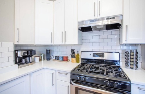 South Hills House | Perfect for Groups & Families | 5BR Home