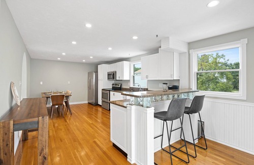 Kenberma House | Perfect for Large Families, Yard, Ocean Views. 4 Floors, 2 Living Rooms, Office