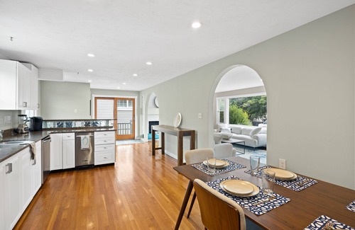 Kenberma House | Perfect for Large Families, Yard, Ocean Views. 4 Floors, 2 Living Rooms, Office