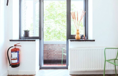 Centrum Apartment | Perfect for solo travelers looking for a simple and budget-friendly base. This cozy room comes with a TV and workspace, and you’ll have access to a shared kitchen and shared bathroom.
