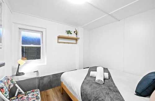 Killara House | Perfect for Travelers - Detached Double Room - Shared Bathroom