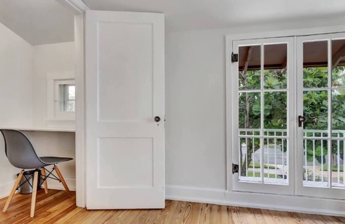 Old Northwood House | ❖ Perfect for your Family Vacation, Business Trip or to bring friends together