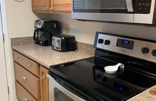 Myrtle Beach Cottage | Perfect gathering place for families and golfers!