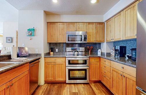 Steamboat Springs Condo | Perfect Getaway with Mountain Views, Balcony, Shared Pool & Hot Tubs