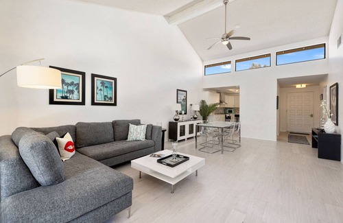 Palm Desert Condo | Perfect getaway home in the Desert. Gated community MCC; EL PASEO. EV charger.