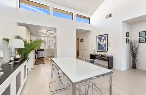 Palm Desert Condo | Perfect getaway home in the Desert. Gated community MCC; EL PASEO. EV charger.