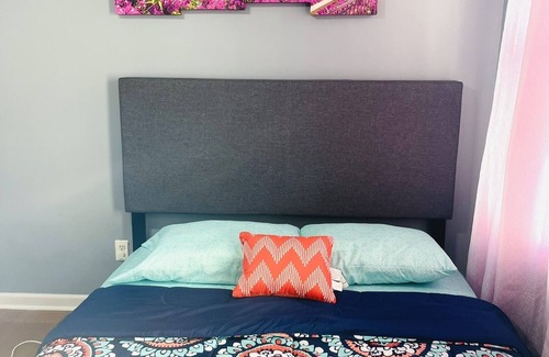 Lower Vailsburg Apartment | Perfect Getaway Home 30 minutes drive to Manhattan.