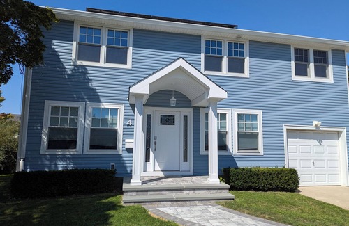 Plainedge House | Perfect Golf Tournament Retreat - Luxurious Family-Friendly Home