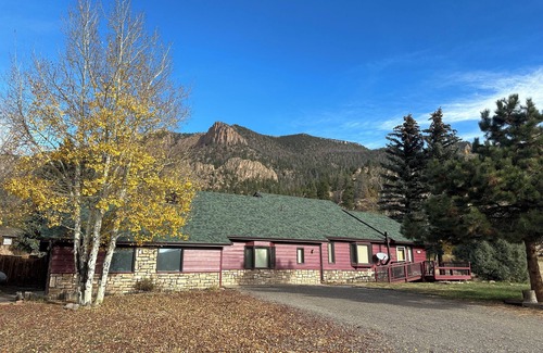 South Fork House | Perfect Home for Large Family Gatherings in South Fork/Creede Colorado all year
