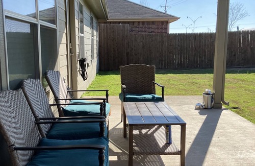 Princeton House | Perfect In-Town cozy house for you and your family.nPet-friendly and Relaxing.