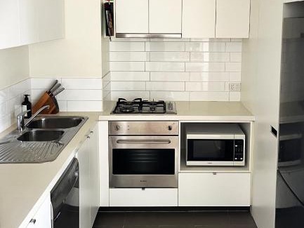 South Brisbane Apartment | Perfect Locale 2bed Apt Parking