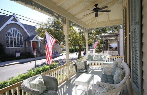 Cape May House | Perfect location, 1/2 block to beach and mall, parking 5 cars, big porch/yard