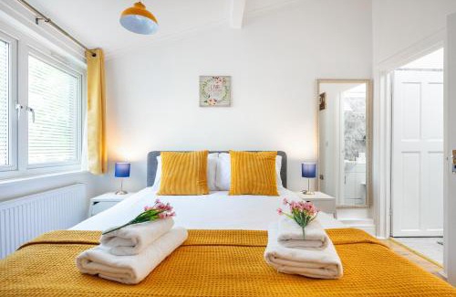 Cathedrals Apartment | Perfect Location 2bed 2bath APT Central London