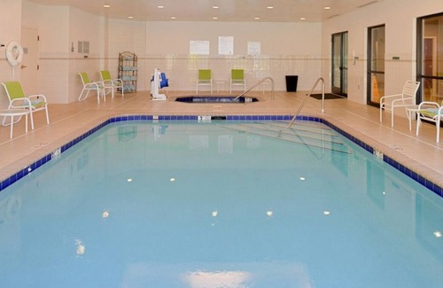 Gastonia House | Perfect Location! Onsite Pool, Pet-Friendly, Near Schiele Museum!