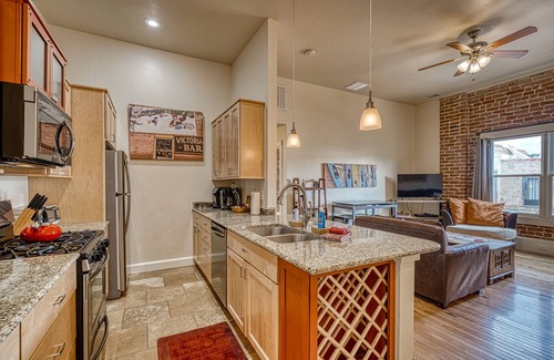 Salida Condo | Perfect Location! The Downtowner- Cozy and Convenient!