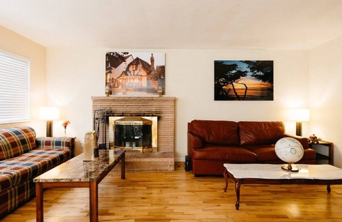 Seaside House | Perfect location to see all of the Monterey Peninsula has to offer