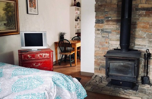Lake City Apartment | Perfect Location!