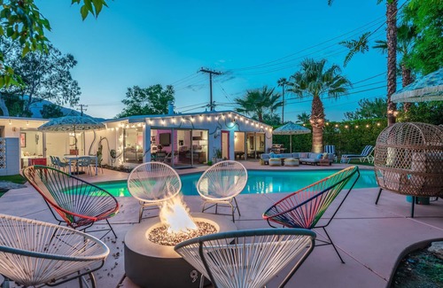 Racquet Club Estates House | Perfect Mid Century Palm Springs Weekend