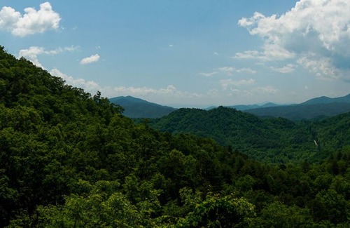 Bryson City Cabin | Perfect Mountain Getaway with a view and a hot tub.