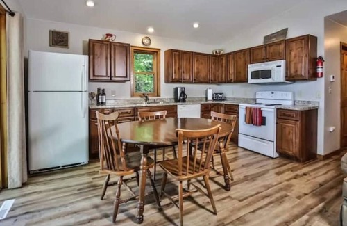 St Germain Cabin | Perfect North Woods Cabin minutes from St.Germain