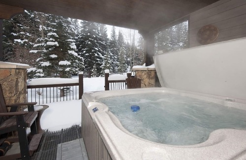 Copper Mountain Village House | Perfect Ski In/Out 50 feet from lift and walking distance to Center Village