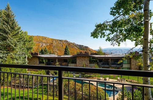 Snowmass Village Condo | Perfect Snowmass Getaway! 2 Balconies W/Great Views, Gas Grill, Pool/HT, Gas FP, W/D & Parking